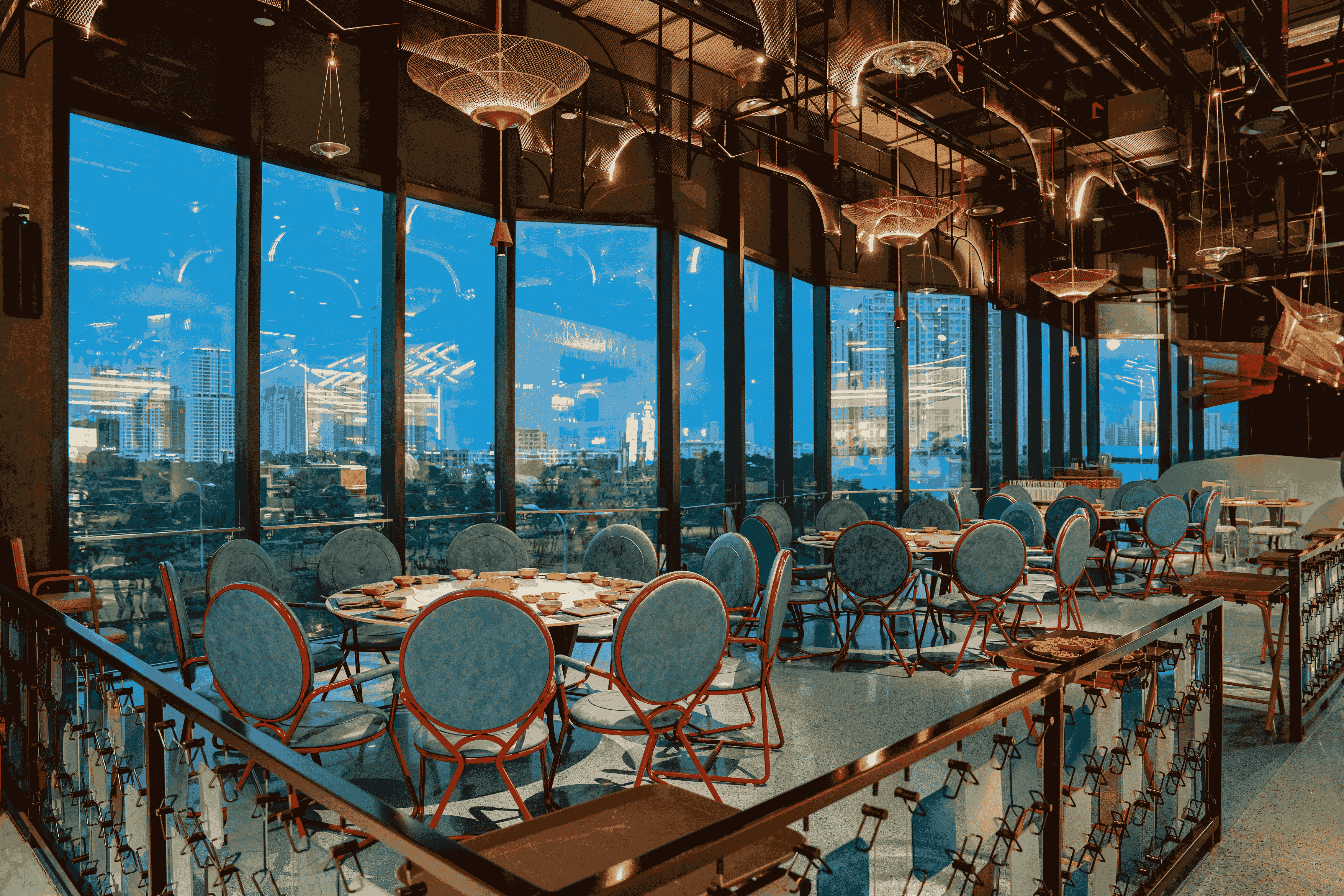 Redjunk_KhongGianNhaHang_Space Intro 1