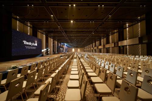 VERSATILE AND EXPANSIVE EVENT SPACES